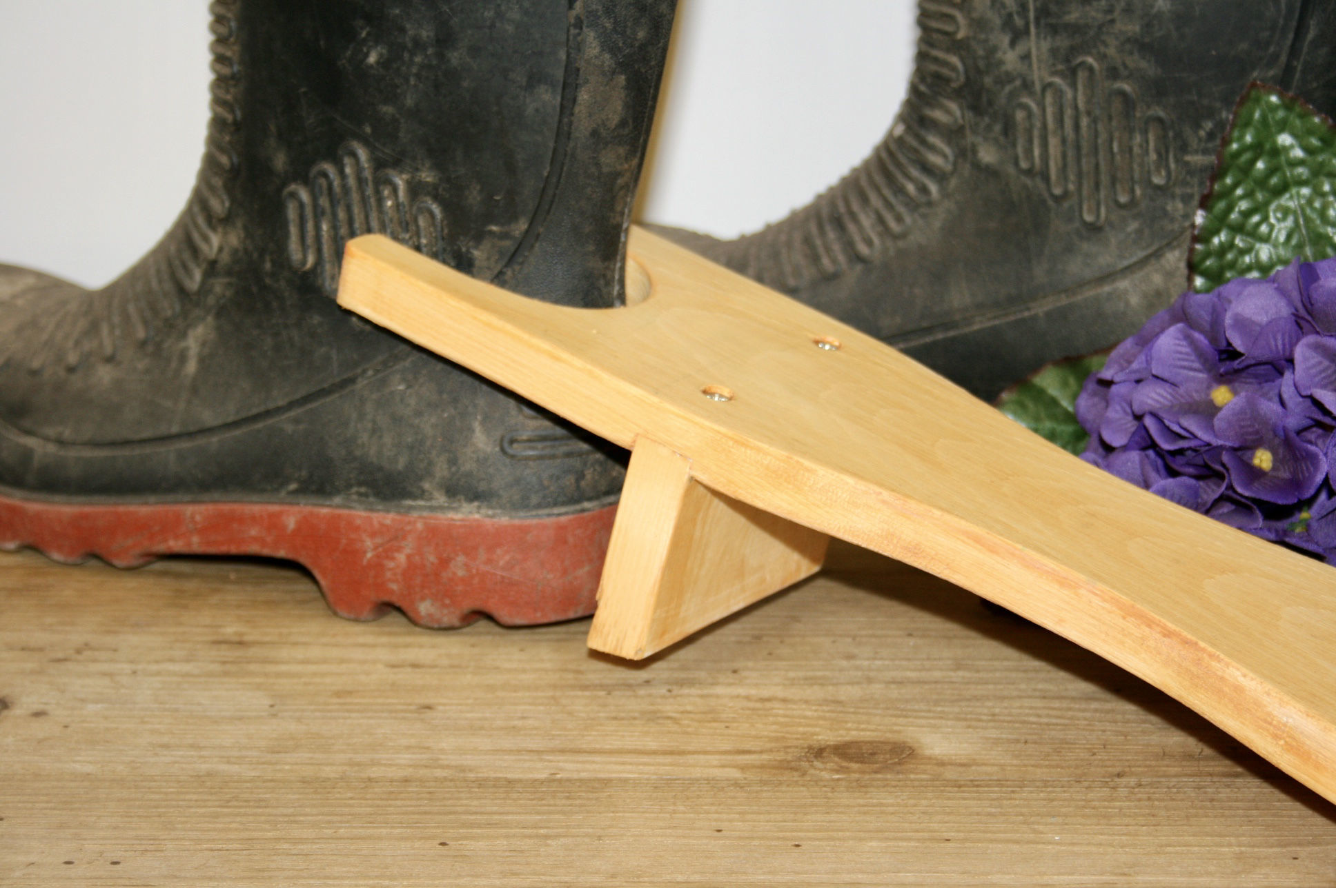 welly puller